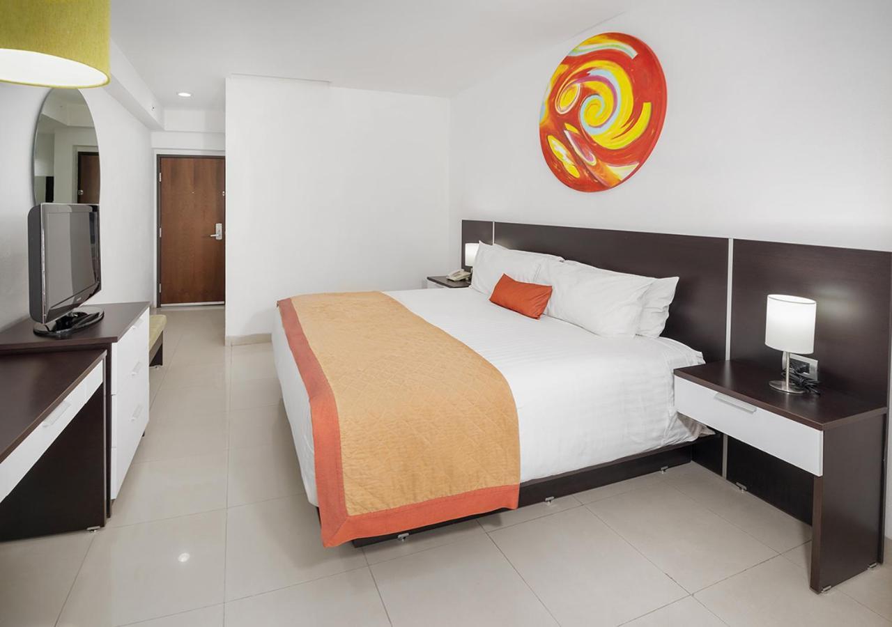 Hotel Mexico Plaza Irapuato Exterior photo